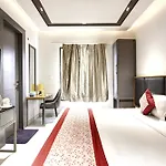Applewood Grand Delhi Airport