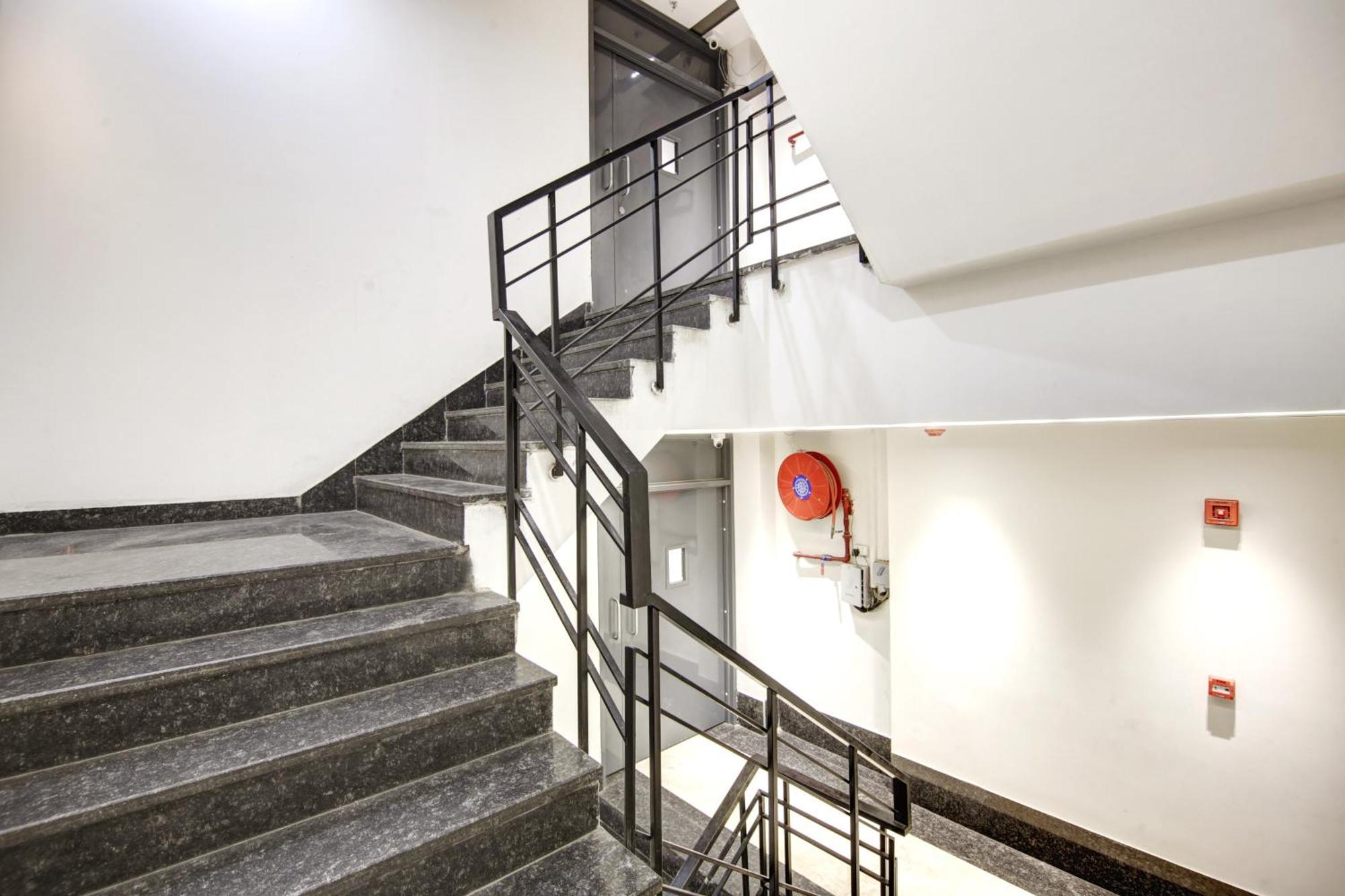 Applewood Grand Delhi Airport Hotel New Delhi
